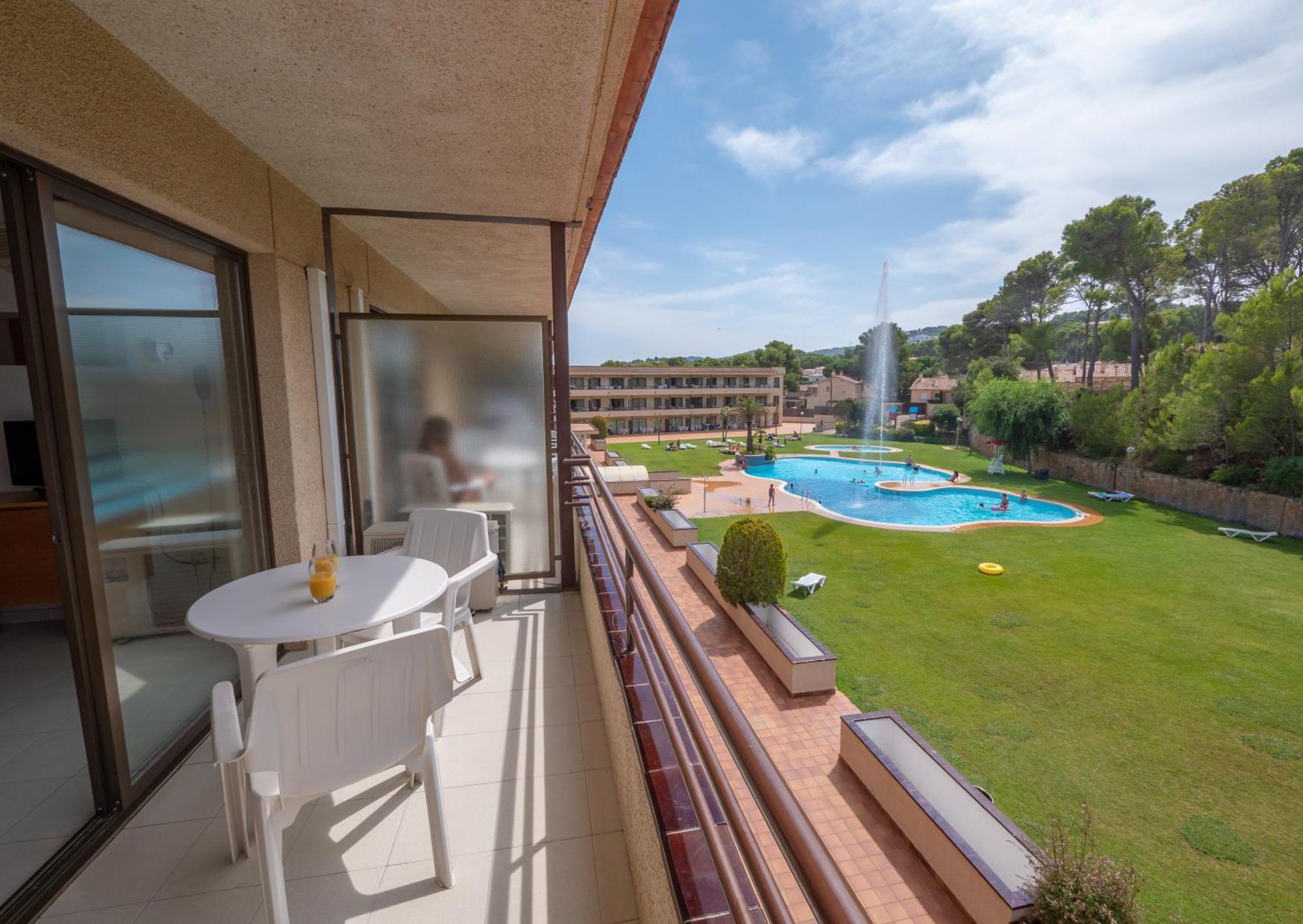 Aparthotel Golf Beach Pals Luaran gambar